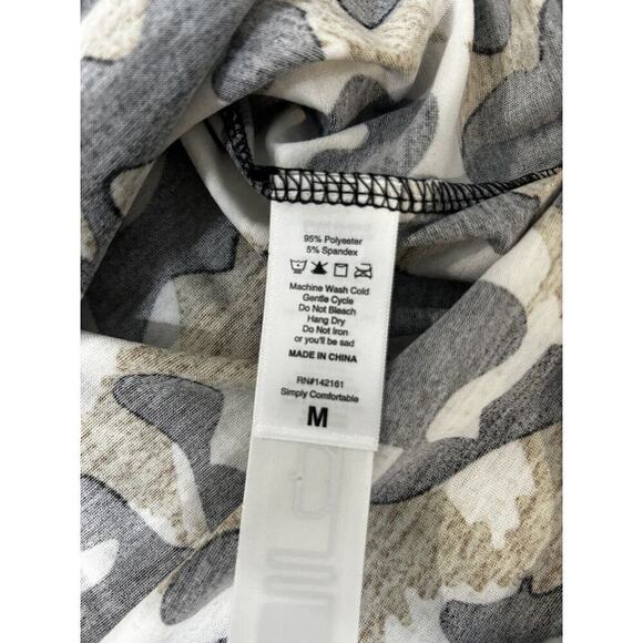 Lularoe Leopard Cheetah M Iris V‎ Neck Shirt Animal Print Medium NEW HTF! - Picture 2 of 2